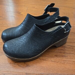 Bella Vita Black Embossed Women's Clogs